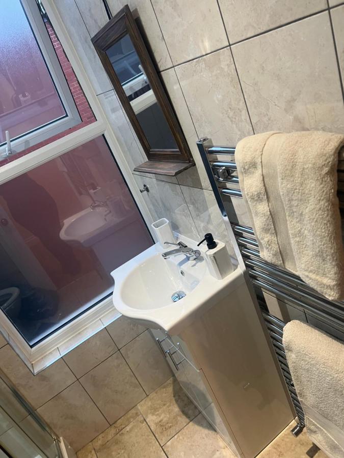 Apartament Large Modern Studio Flat Londyn Zewnętrze zdjęcie