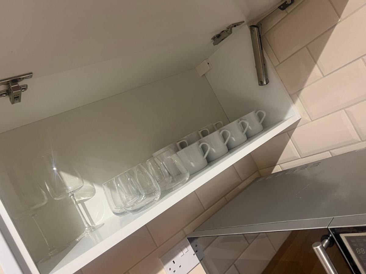 Apartament Large Modern Studio Flat Londyn Zewnętrze zdjęcie